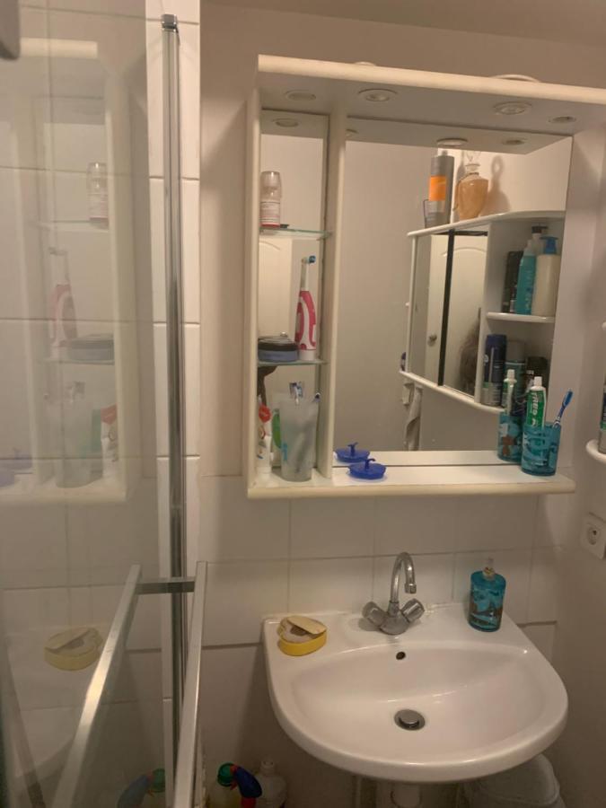 Апартаменты Chambre Proche De La Defense Курбевуа Экстерьер фото